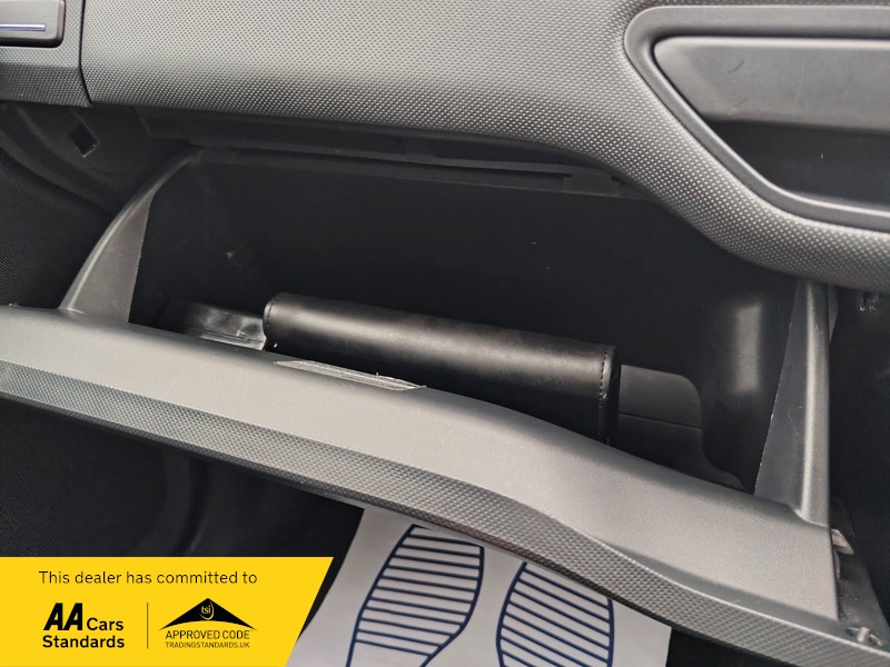 Used Toyota Auris 2010 for sale - 78097609: Photo 37