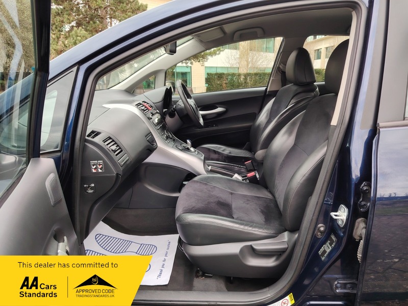 Used Toyota Auris 2010 for sale - 78097609: Photo 39