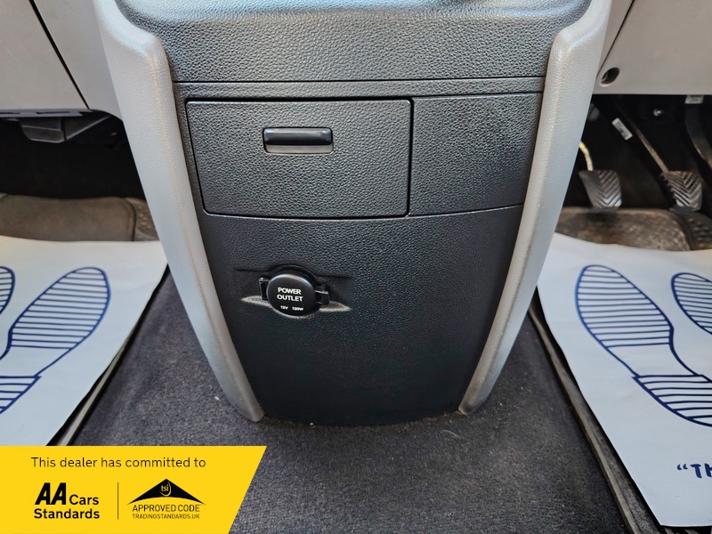 Used Hyundai i800 2011 for sale - 78056792: Photo 31