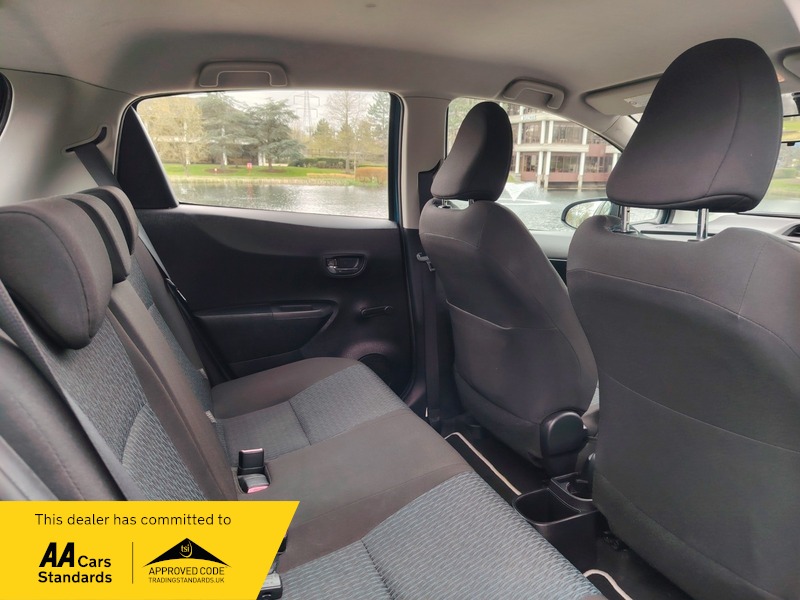 Used Toyota Yaris 2012 for sale - 78062047: Photo 25