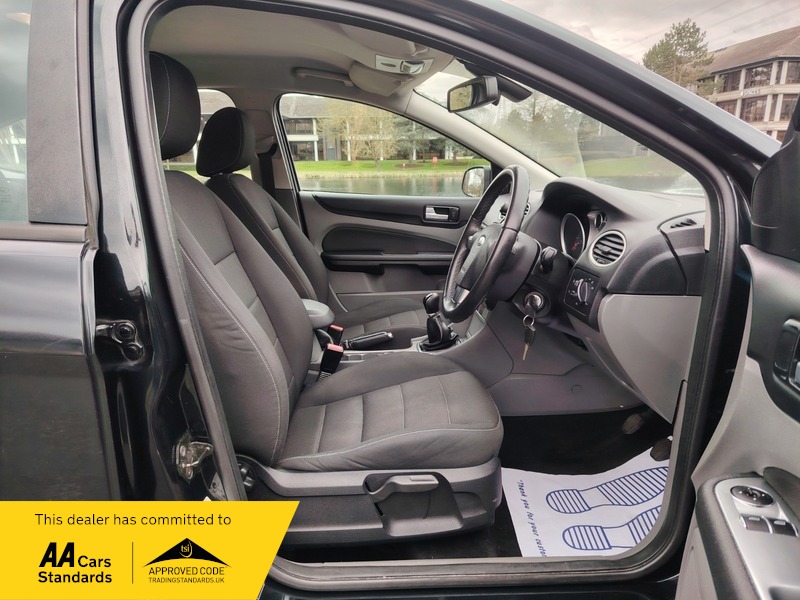 Used Ford Focus 2011 for sale - 78062054: Photo 25