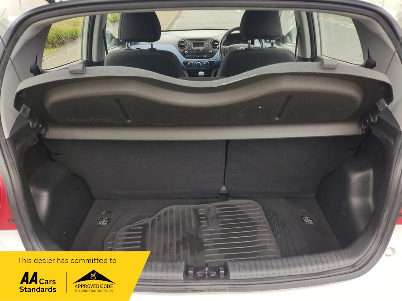 Used Hyundai i10 2015 for sale - 78045243: Photo 10