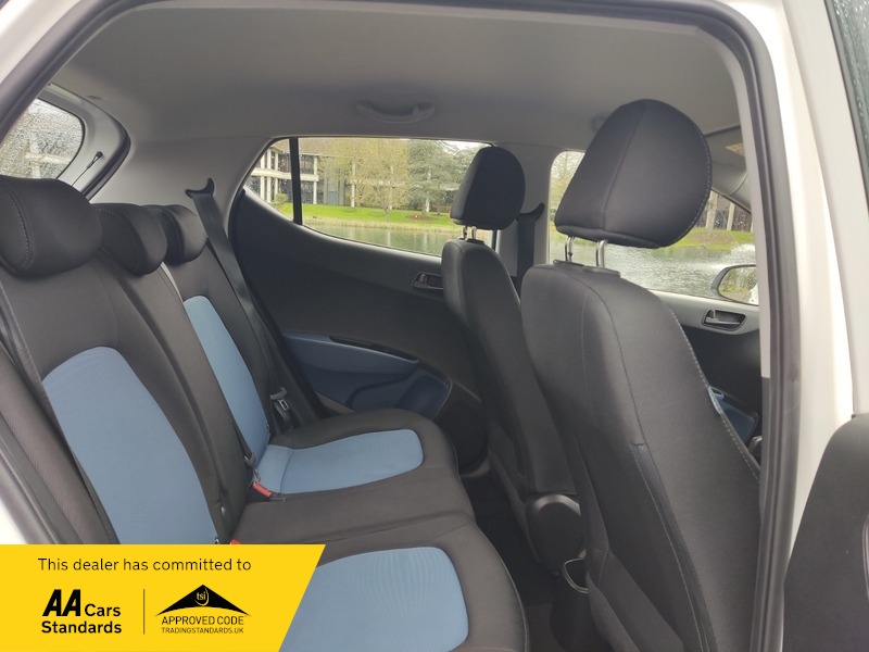 Used Hyundai i10 2015 for sale - 78045243: Photo 28