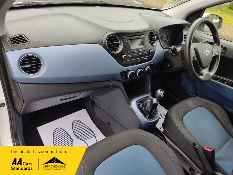 Used Hyundai i10 2015 for sale - 78045243: Photo 30