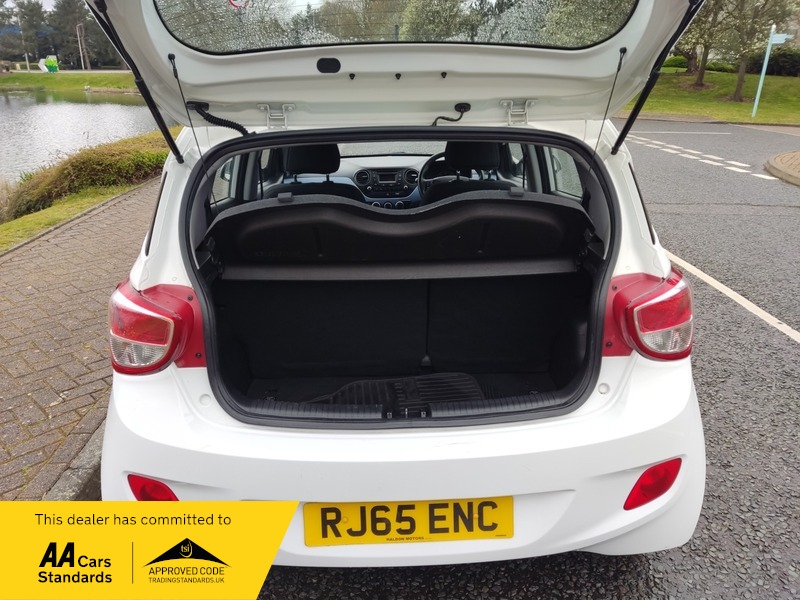 Used Hyundai i10 2015 for sale - 78045243: Photo 9