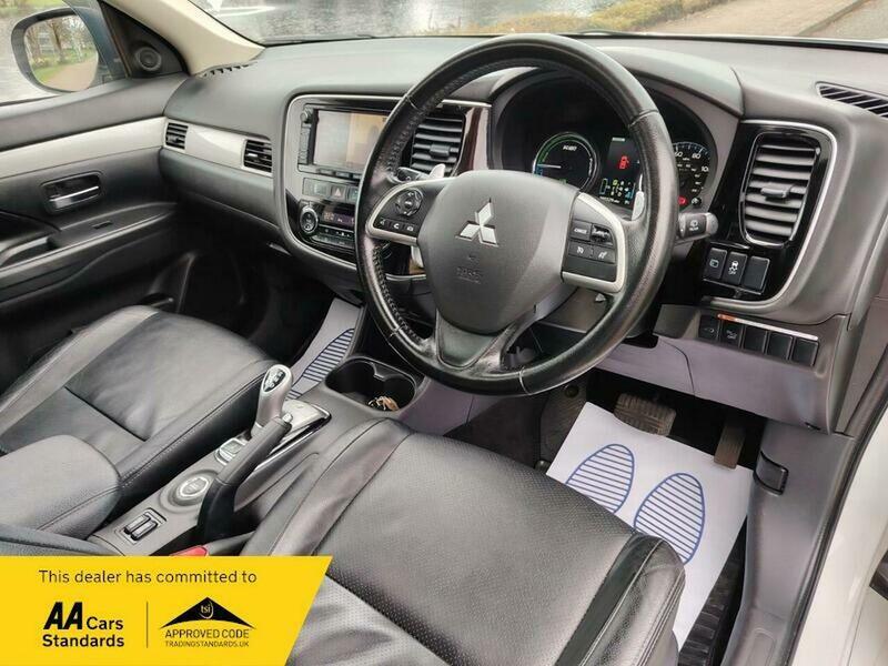 Used Mitsubishi Outlander 2014 for sale - 77802417: Photo 24