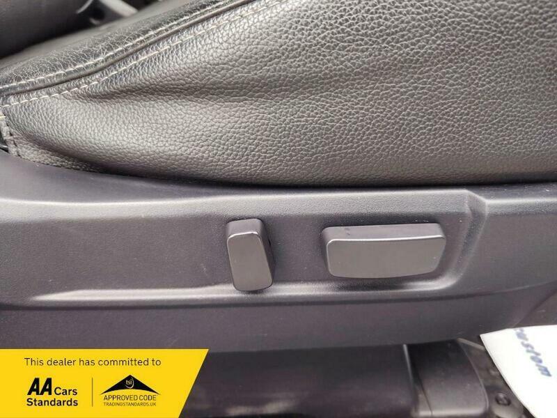 Used Mitsubishi Outlander 2014 for sale - 77802417: Photo 25