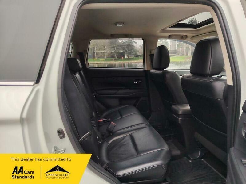 Used Mitsubishi Outlander 2014 for sale - 77802417: Photo 28