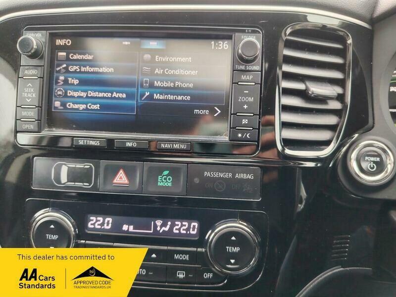 Used Mitsubishi Outlander 2014 for sale - 77802417: Photo 36