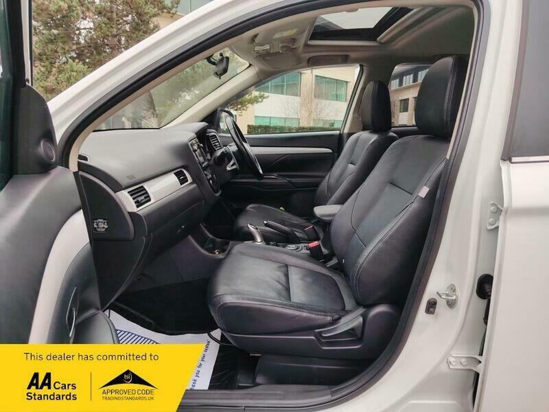 Used Mitsubishi Outlander 2014 for sale - 77802417: Photo 43