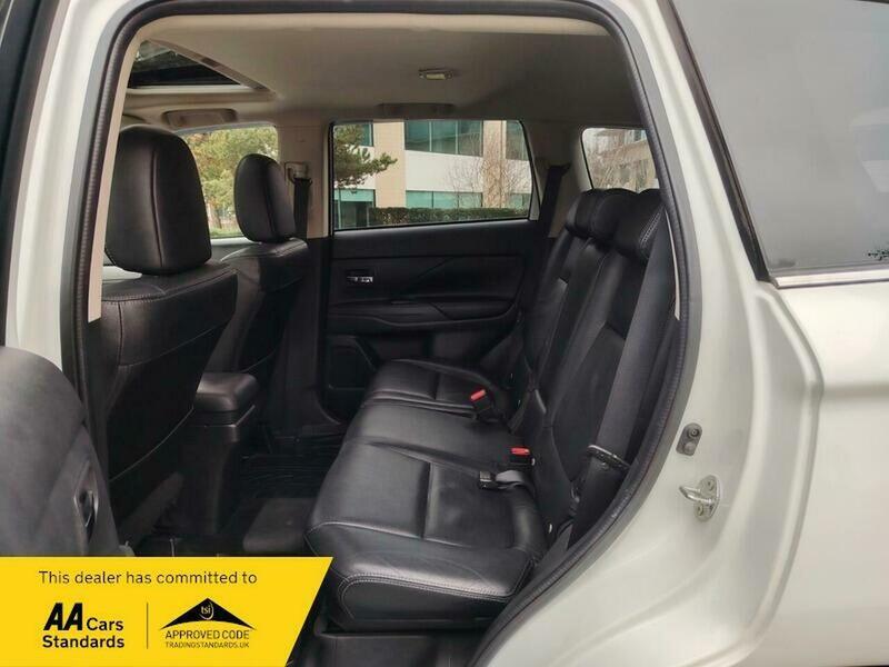 Used Mitsubishi Outlander 2014 for sale - 77802417: Photo 45