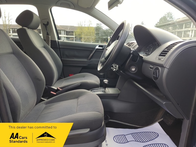 Used Volkswagen Polo 2004 for sale - 78111500: Photo 25