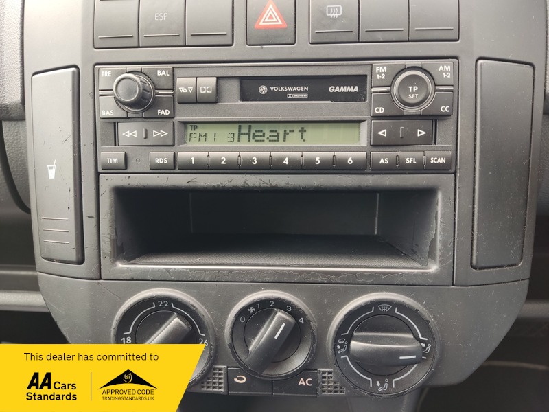 Used Volkswagen Polo 2004 for sale - 78111500: Photo 28