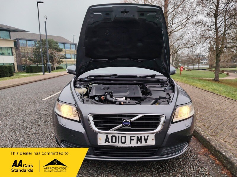 Used Volvo S40 2010 for sale - 77802397: Photo 38