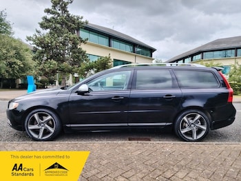 Used Volvo V70 2013 for sale - 78612317: Photo