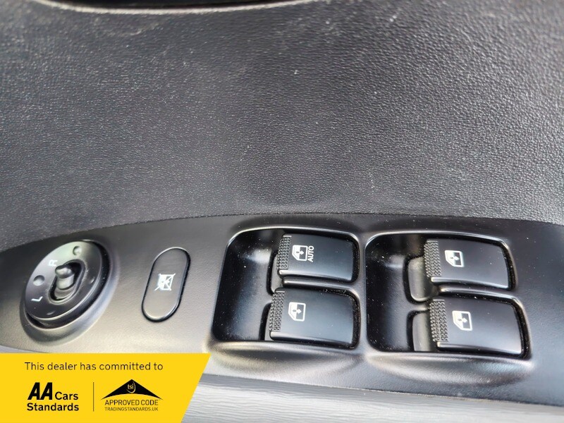 Used Hyundai i10 2009 for sale - 78056803: Photo 24