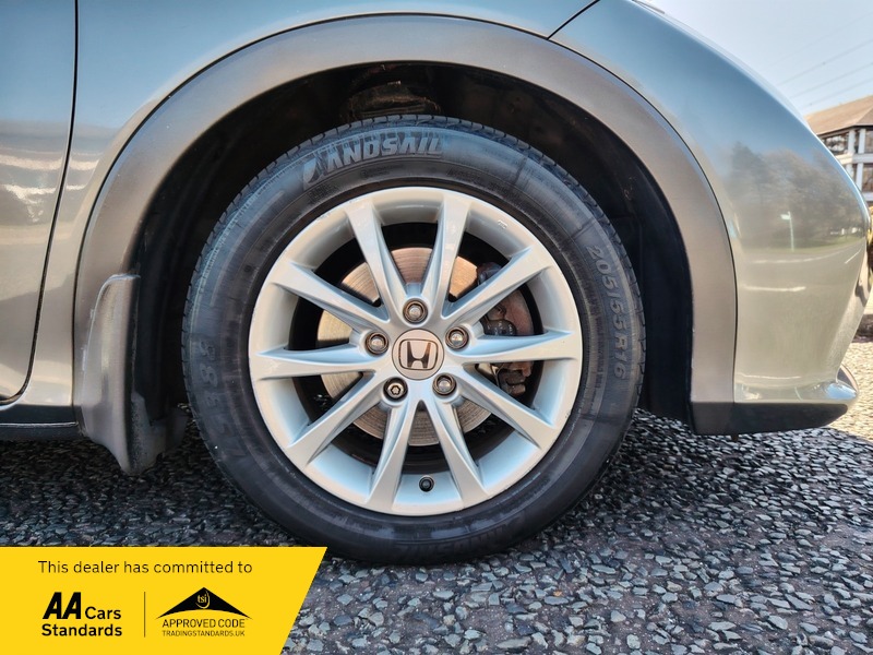 Used Honda Civic 2013 for sale - 77921019: Photo 16