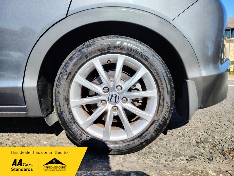 Used Honda Civic 2013 for sale - 77921019: Photo 18