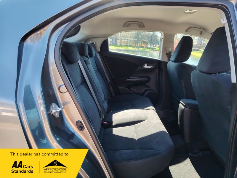 Used Honda Civic 2013 for sale - 77921019: Photo 27