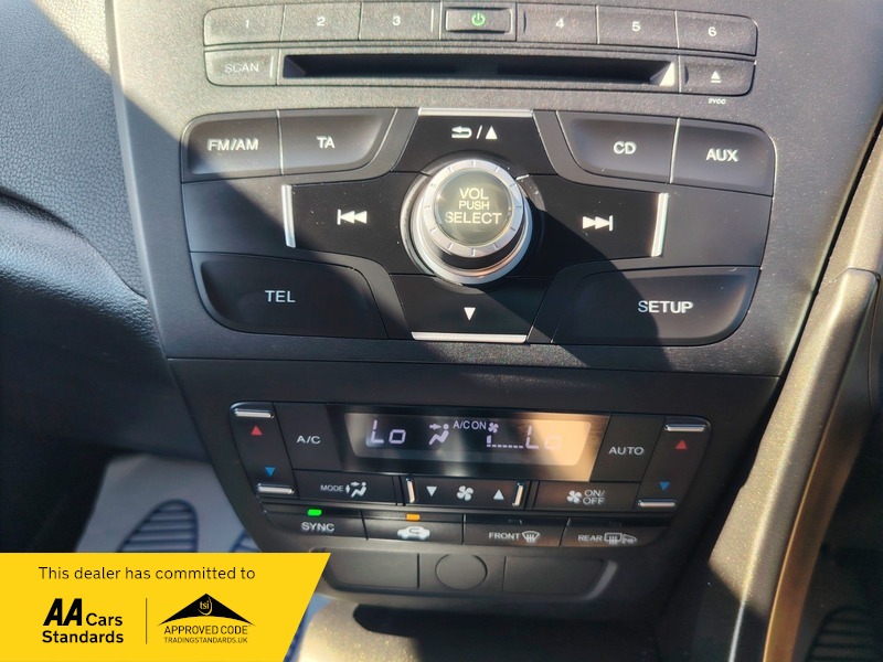 Used Honda Civic 2013 for sale - 77921019: Photo 30