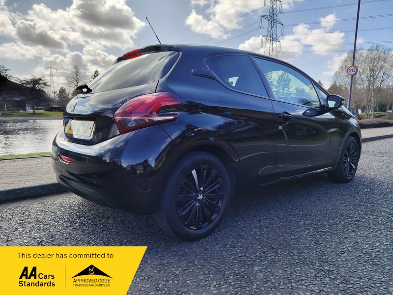 Used Peugeot 208 2018 for sale - 77891445: Photo 10