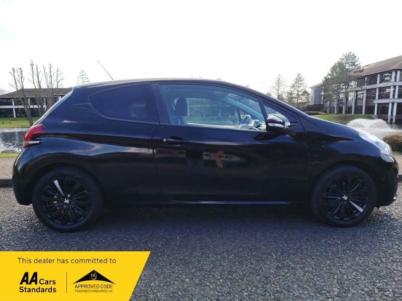 Used Peugeot 208 2018 for sale - 77891445: Photo 11