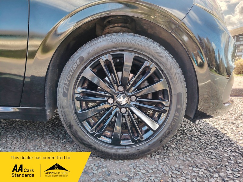 Used Peugeot 208 2018 for sale - 77891445: Photo 15