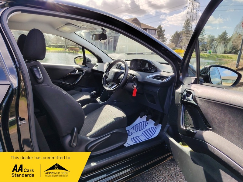 Used Peugeot 208 2018 for sale - 77891445: Photo 21