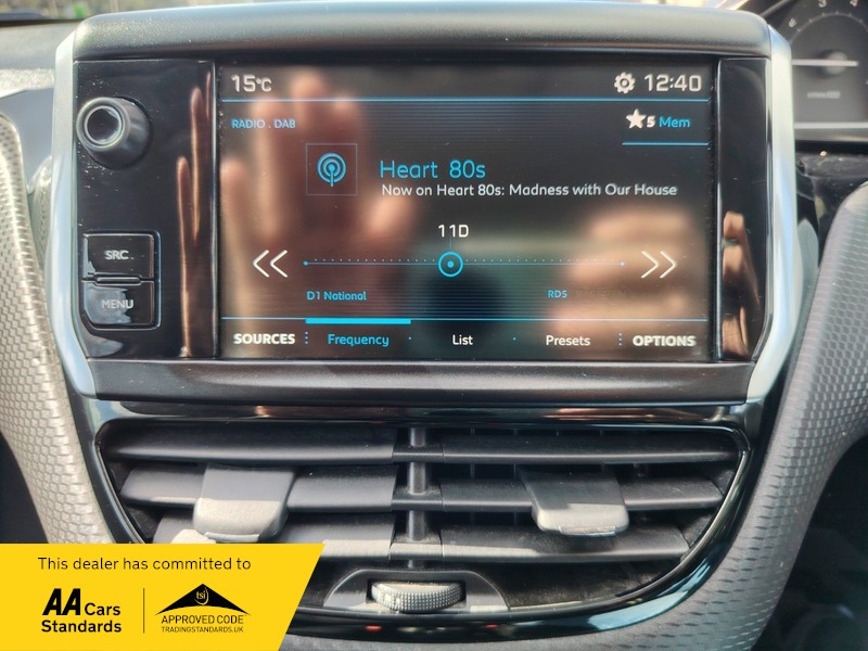 Used Peugeot 208 2018 for sale - 77891445: Photo 27