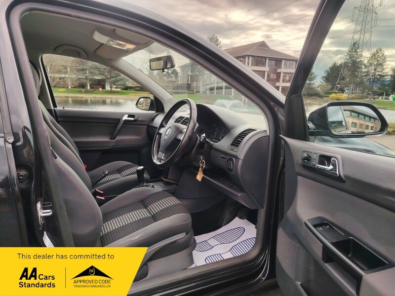 Used Volkswagen Polo 2009 for sale - 77821745: Photo 22