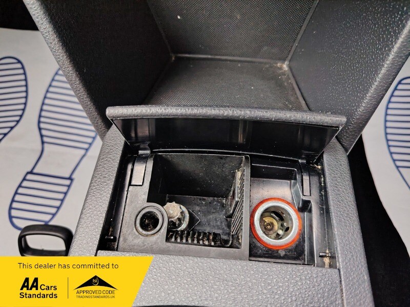 Used Volkswagen Polo 2009 for sale - 77821745: Photo 30