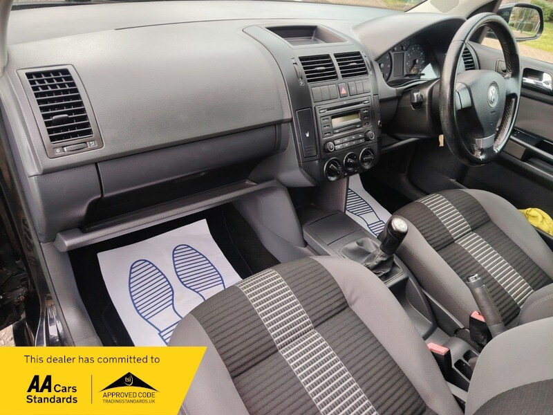 Used Volkswagen Polo 2009 for sale - 77821745: Photo 34