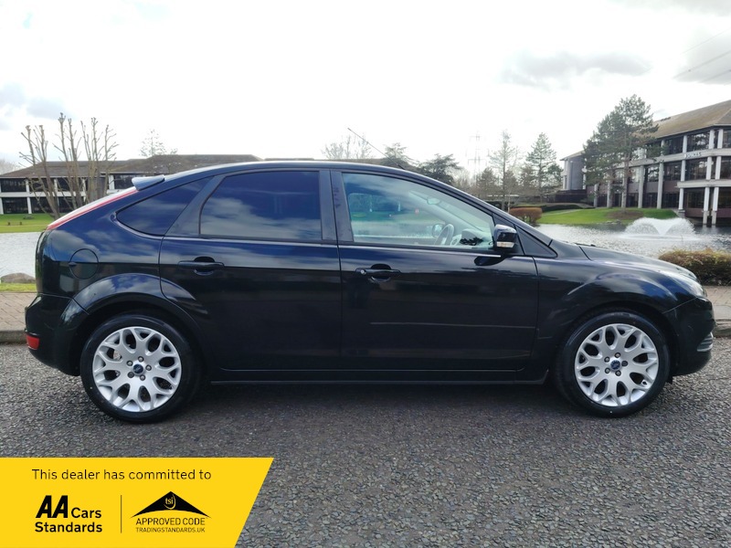 Used Ford Focus 2010 for sale - 77836490: Photo 12