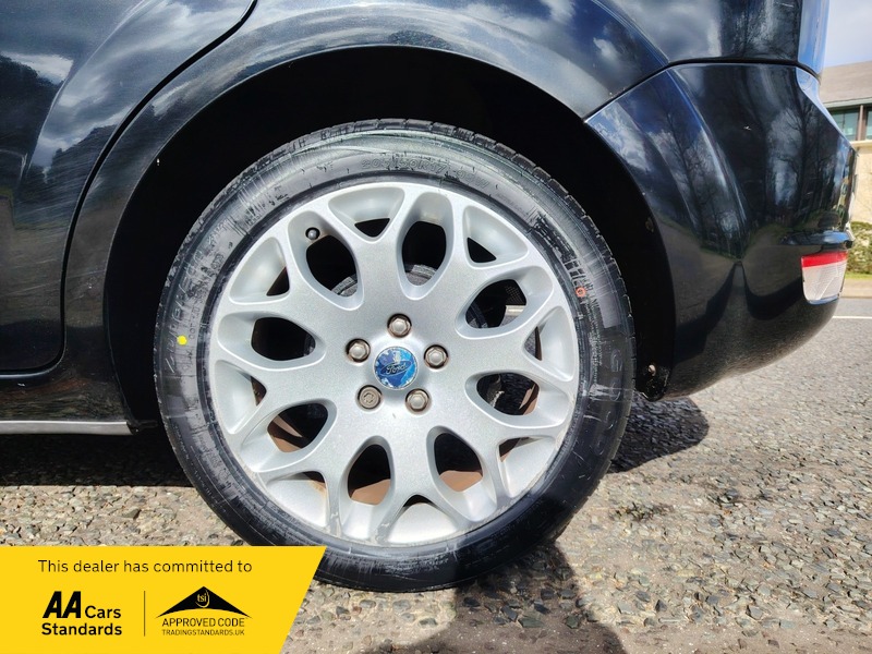 Used Ford Focus 2010 for sale - 77836490: Photo 18