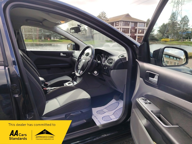 Used Ford Focus 2010 for sale - 77836490: Photo 22