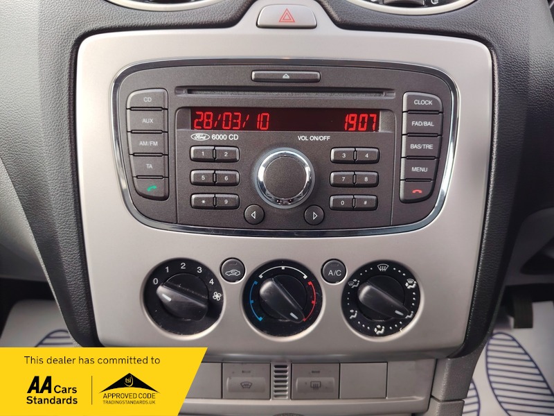 Used Ford Focus 2010 for sale - 77836490: Photo 29