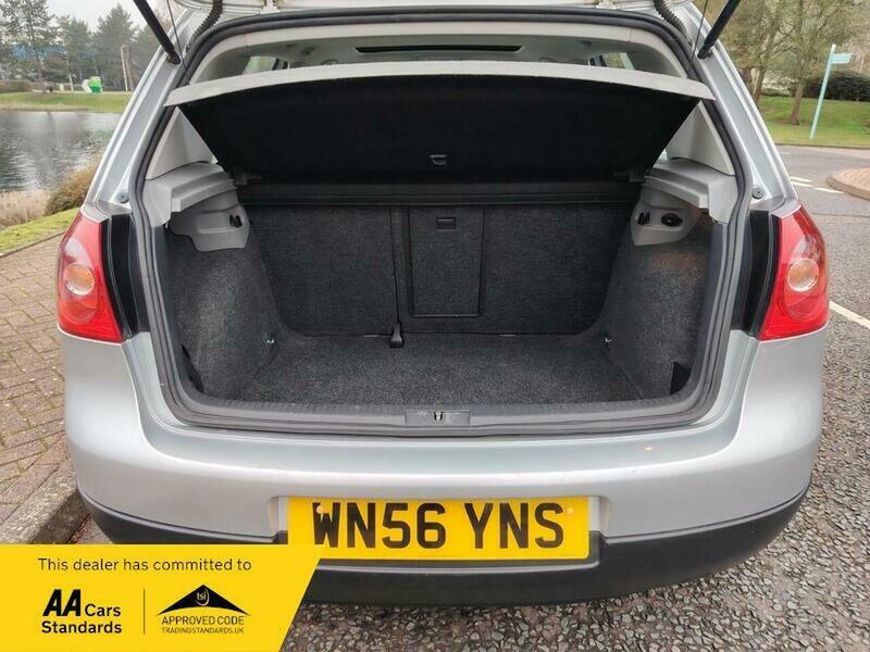 Used Volkswagen Golf 2006 for sale - 77802425: Photo 8