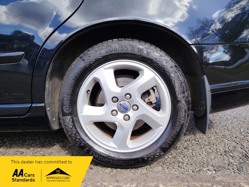 Used Volvo V50 2012 for sale - 78140864: Photo 19