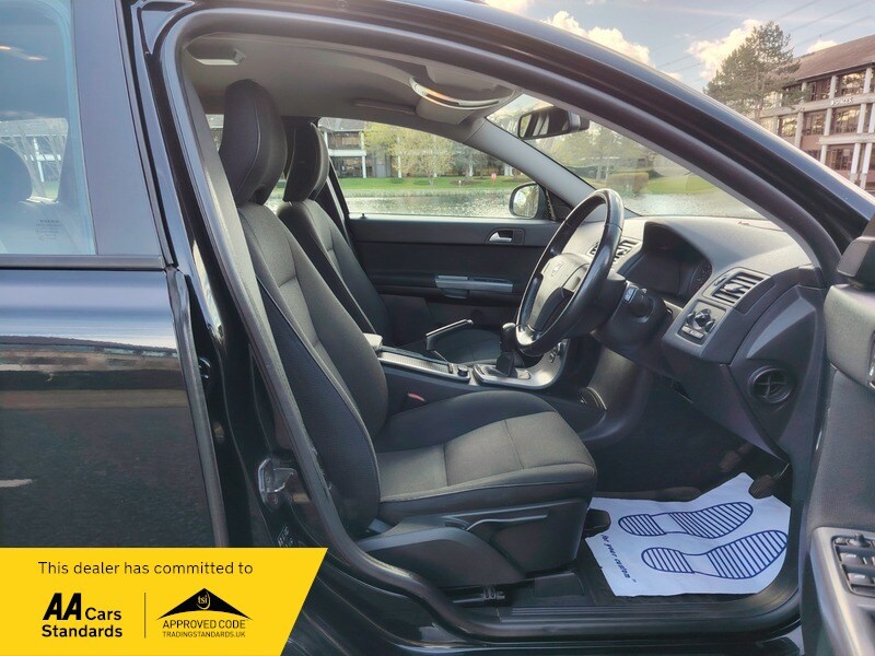 Used Volvo V50 2012 for sale - 78140864: Photo 25