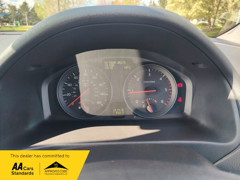 Used Volvo V50 2012 for sale - 78140864: Photo 29