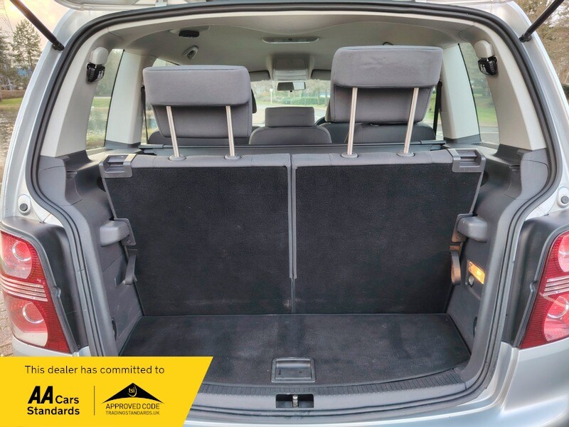 Used Volkswagen Touran 2009 for sale - 77802386: Photo 13