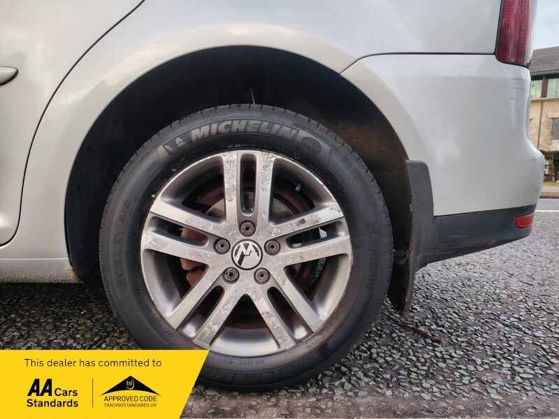 Used Volkswagen Touran 2009 for sale - 77802386: Photo 20