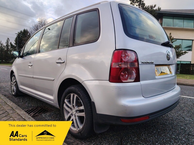 Used Volkswagen Touran 2009 for sale - 77802386: Photo 23