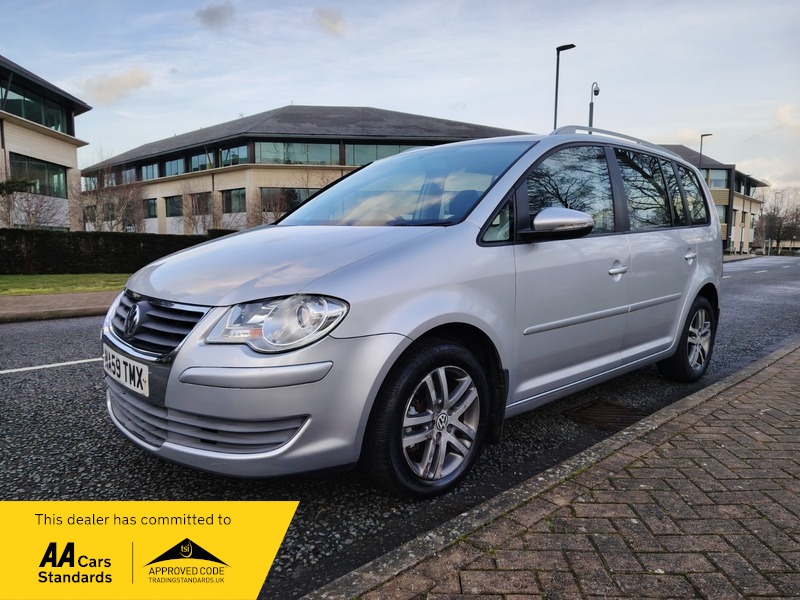Used Volkswagen Touran 2009 for sale - 77802386: Photo 3