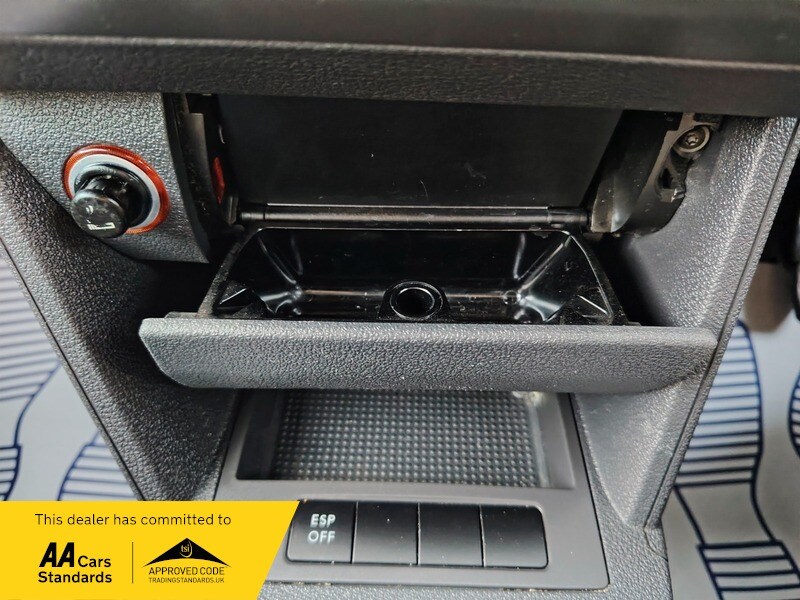 Used Volkswagen Touran 2009 for sale - 77802386: Photo 35