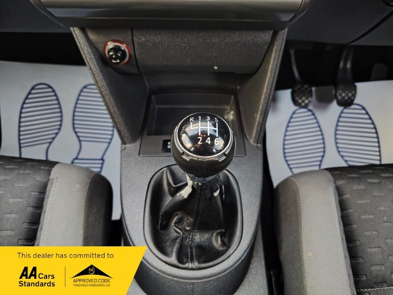 Used Volkswagen Touran 2009 for sale - 77802386: Photo 36