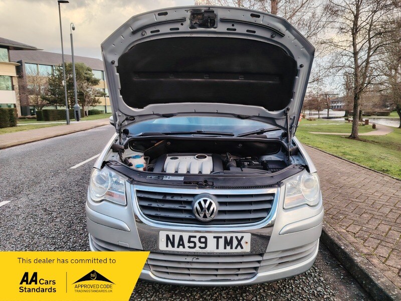 Used Volkswagen Touran 2009 for sale - 77802386: Photo 43