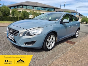 Used Volvo V60 2011 for sale - 78920172: Photo