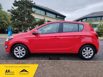 Used Hyundai i20 2014 for sale - 78525838: Photo