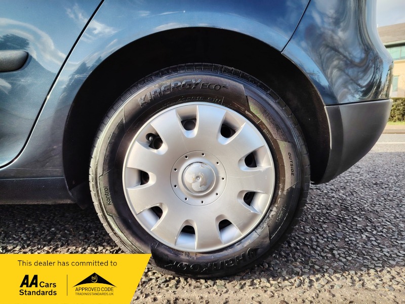 Used Volkswagen Golf 2005 for sale - 77836476: Photo 18